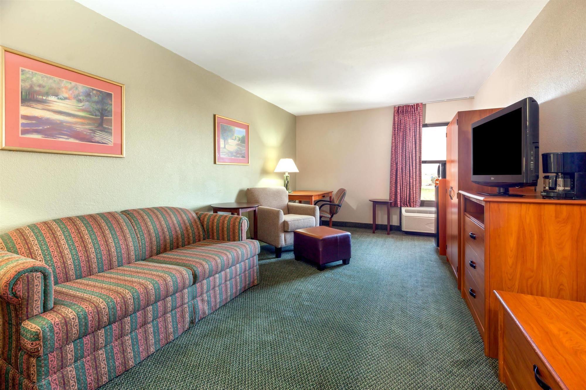 Hotel Baymont By Wyndham Amarillo East Zewnętrze zdjęcie